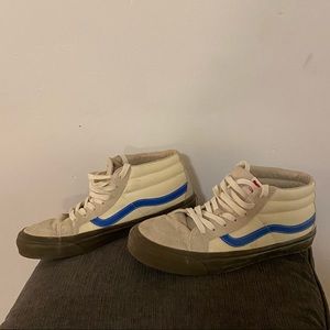 Vans mid tops